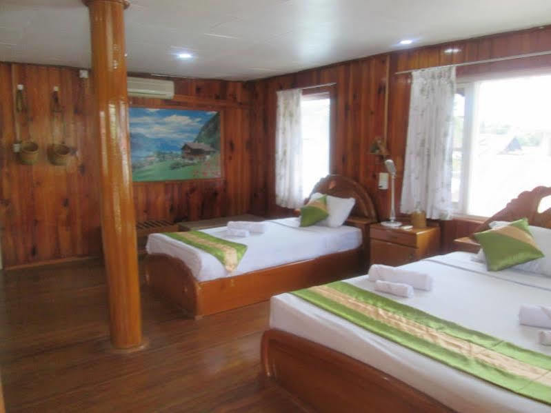 Bright Hotel Nyaung Shwe Extérieur photo